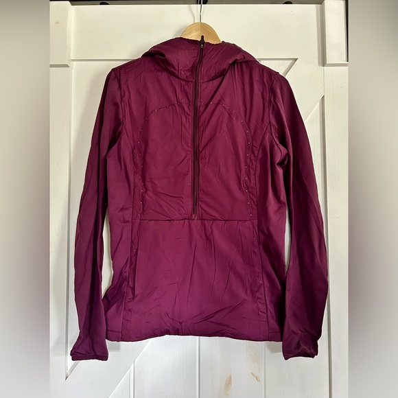 Lululemon Ladies Half Zip - Picture 1 of 3